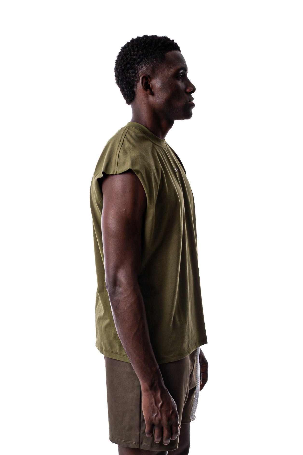 LM MUSCLE TEE IN OLIVE - Levi Marcus