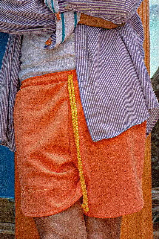 SCALLOPED SCUBA SHORTS IN ORANGE