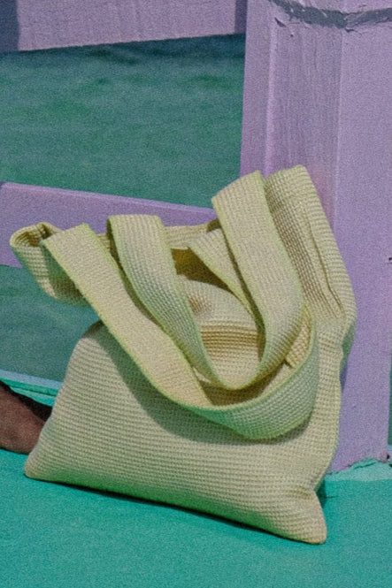 LM SIGNATURE TOTE BAG IN YELLOW - Levi Marcus